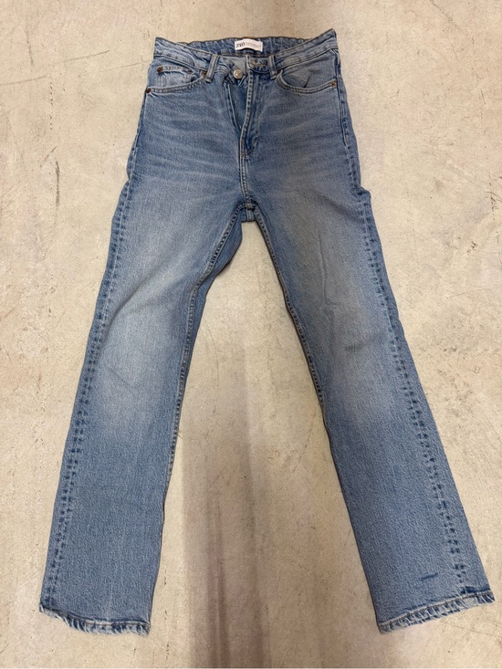 Zara Denim - Zara Light Blue Straight Leg Jeans - Stretchy